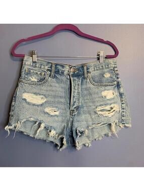 Aeropostale Distressed Boyfriend Denim Shorts - Size 6